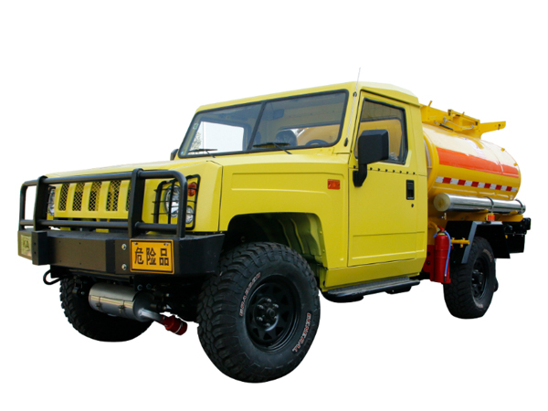 CY-2000柴油機(jī)無(wú)軌油料運(yùn)輸車(chē)